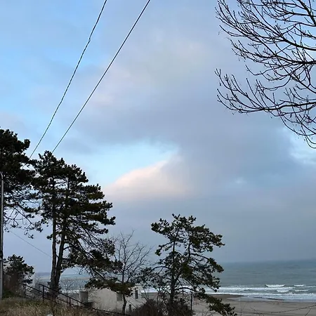 Happiness By Nicole Jutka, Visual Artist Lägenhet *