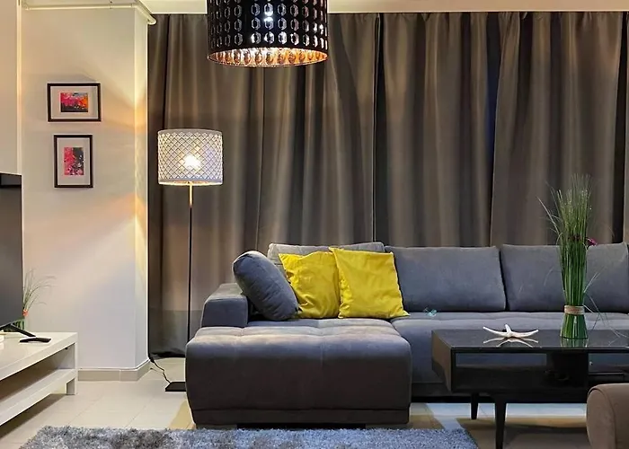 Apartamento Happiness By Nicole Jutka, Visual Artist