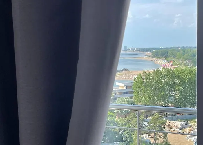 Apartament Happiness By Nicole Jutka, Visual Artist