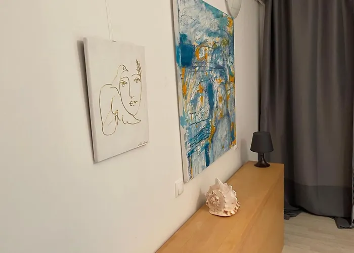 Apartamento Happiness By Nicole Jutka, Visual Artist *