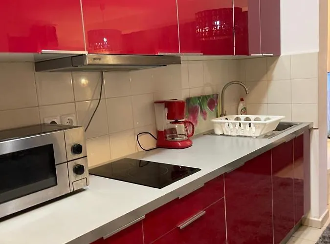 Apartamento Happiness By Nicole Jutka, Visual Artist Olimp