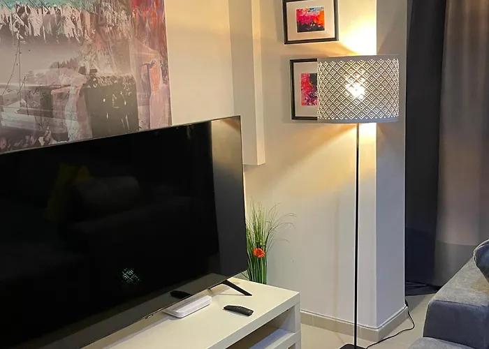 Happiness By Nicole Jutka, Visual Artist Apartament Olimp