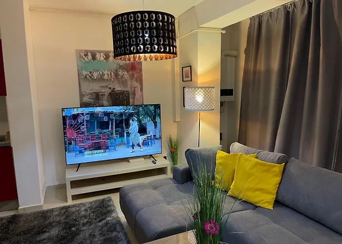 Apartament Happiness By Nicole Jutka, Visual Artist Olimp