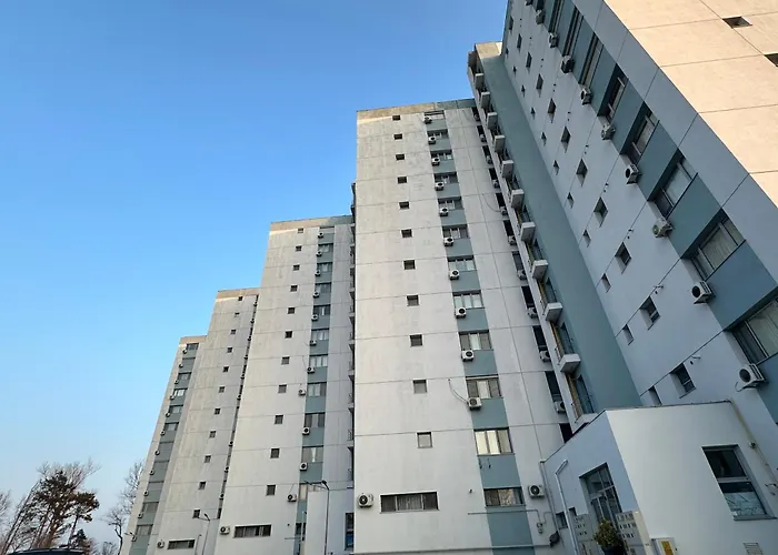 Happiness By Nicole Jutka, Visual Artist Apartamento *